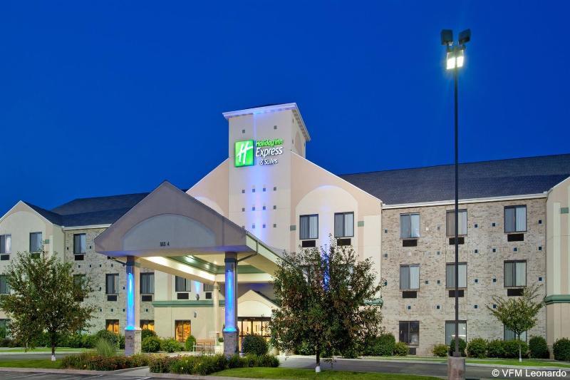 Holiday Inn Express Hotel & Suites Elkhart-South Exterior photo