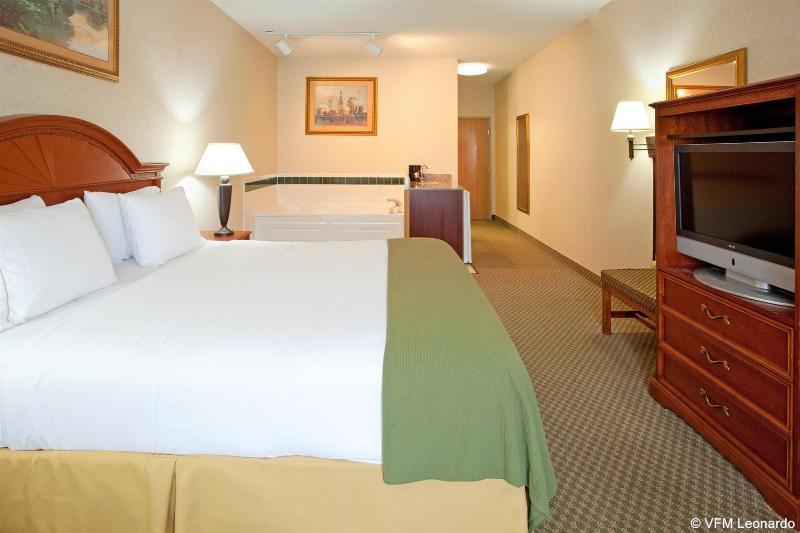 Holiday Inn Express Hotel & Suites Elkhart-South Exterior photo